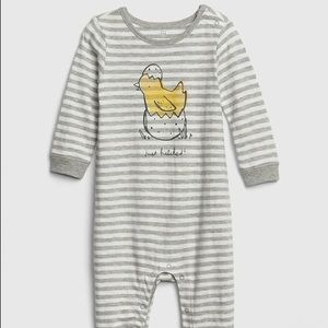 Baby Gap Unisex Chick One Piece